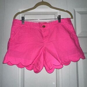 Lilly Pulitzer Pink Scallop Shorts